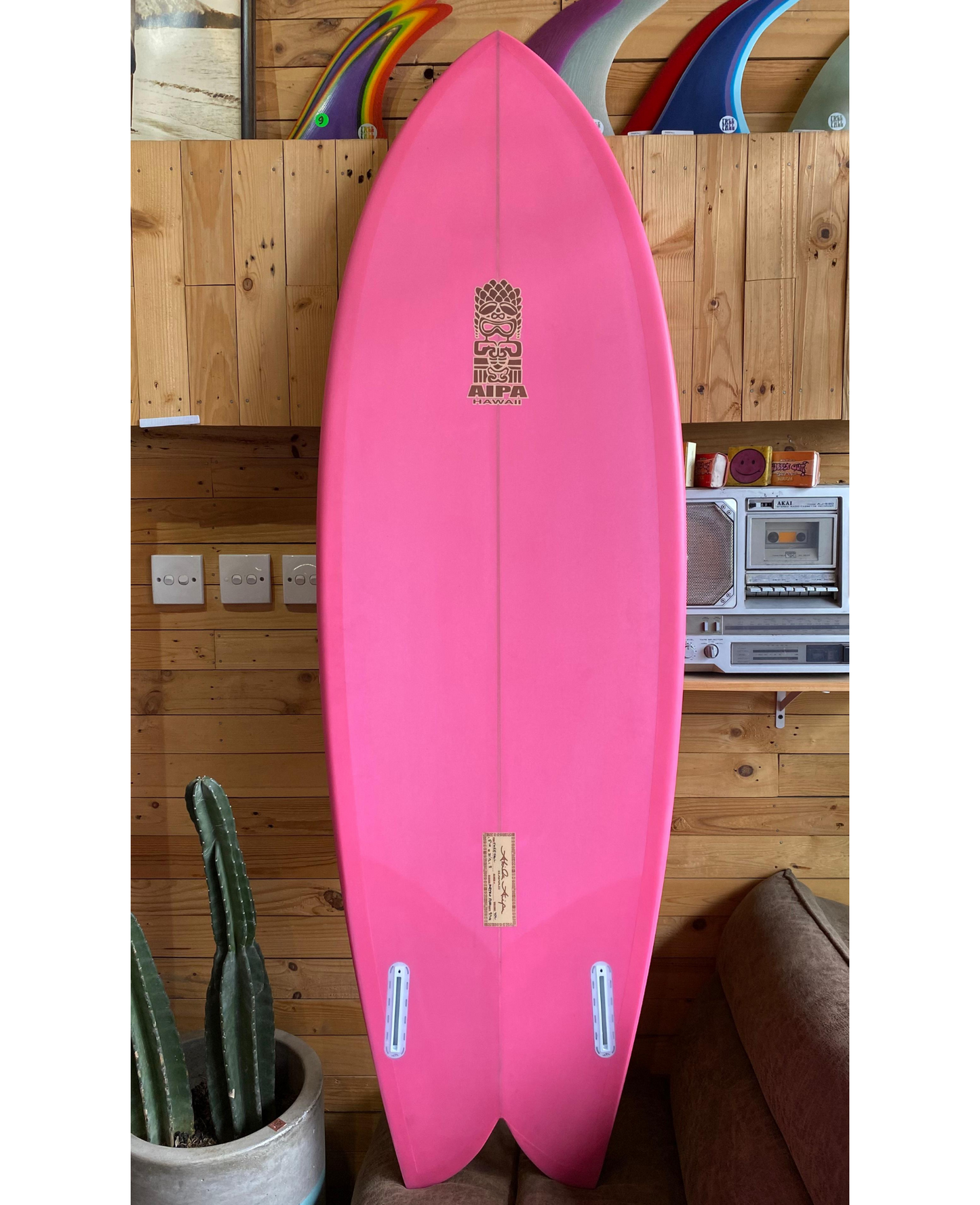 5'10 AKILA AIPA RETRO FISH 2 FINS