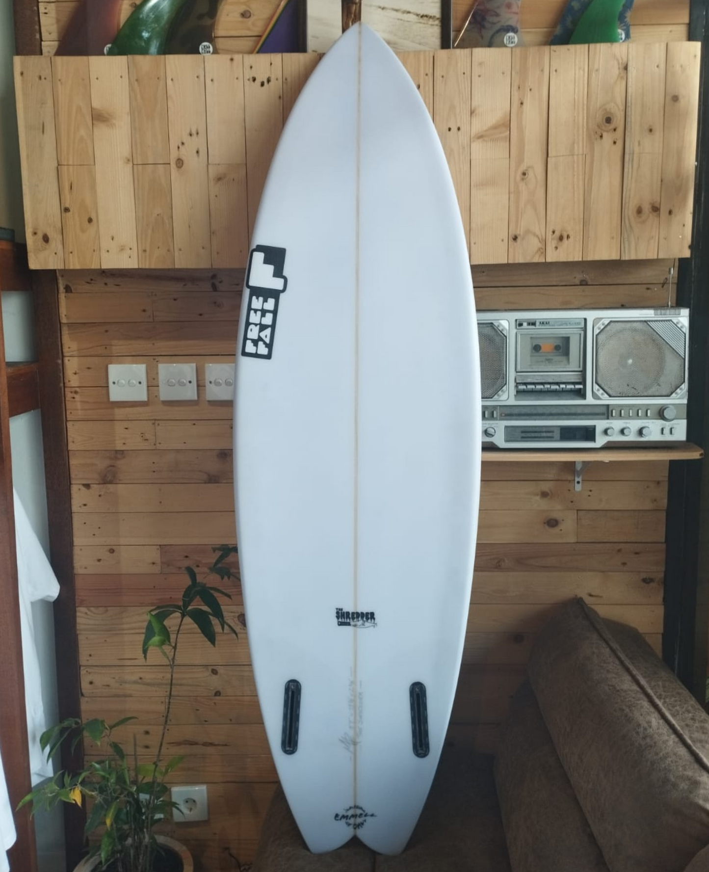 5'6 SHREDDER CLEAR WHITE