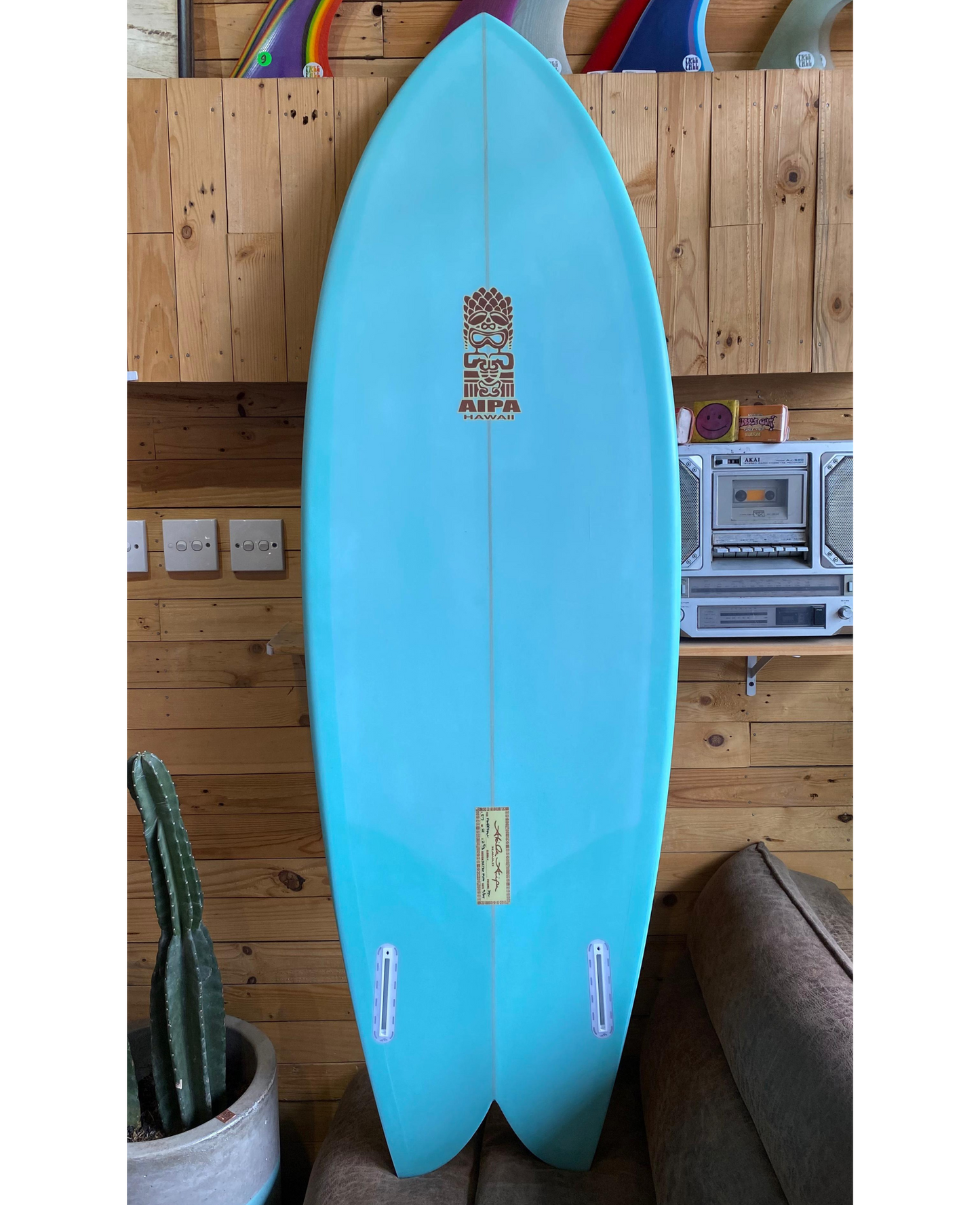 5'7 AKILA AIPA RETRO FISH 2 FINS