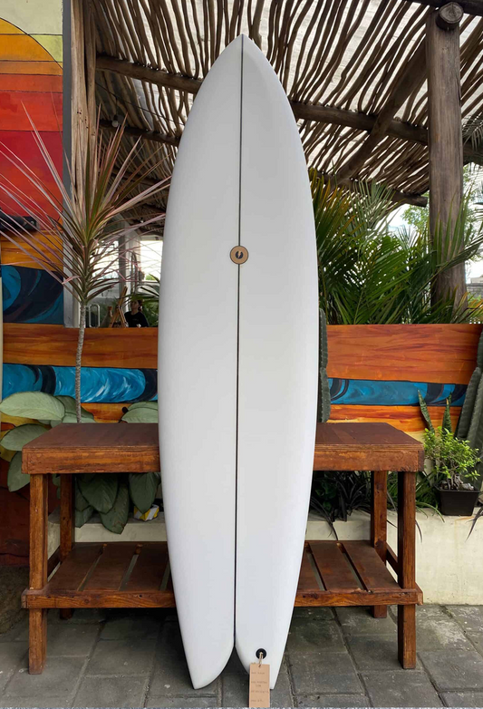 6'0 MOONSTONE CLEAR