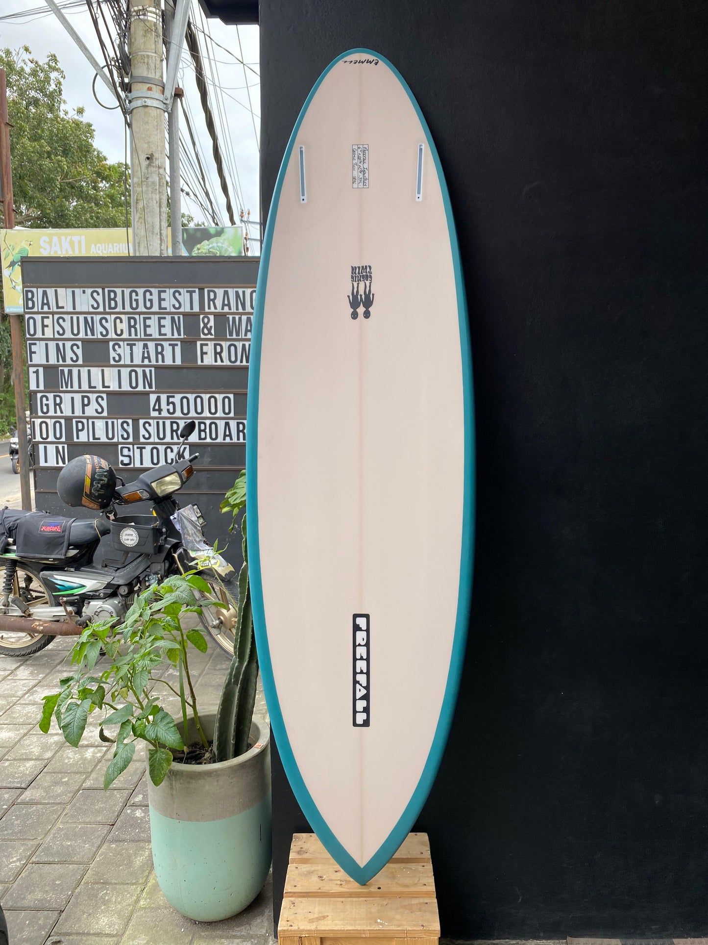 6'0 COSMIC TWIN COBALT BLUE TINT