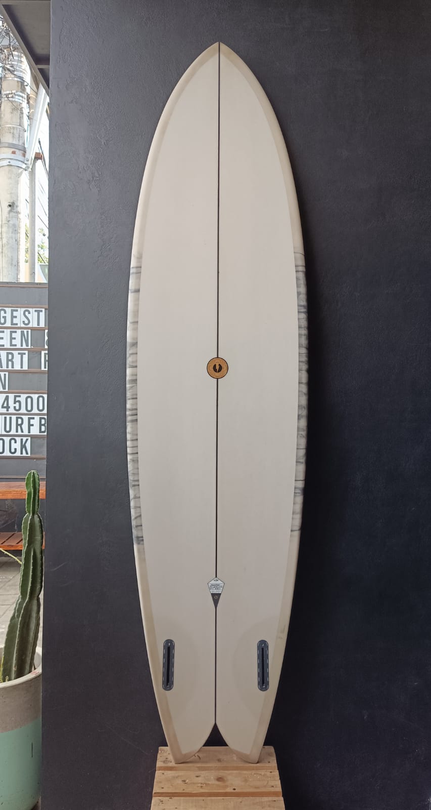 7'0 MOONSTONE KHAKI ABSTRACT